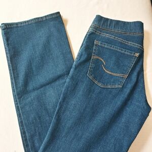 Levi's 6L (Med Tall) Signature Gold Totally Shaping Pull On Bootcut Jeans